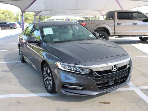 Used 2020 Honda Accord EX image 8