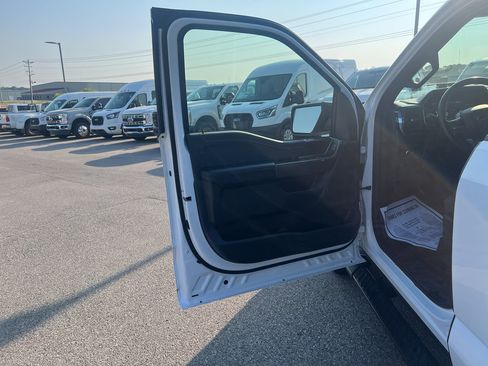 Certified 2022 Ford F150 XLT w/ Equipment Group 302A High image 16