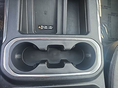 Used 2022 GMC Sierra 1500 Denali w/ Denali Premium Package image 27