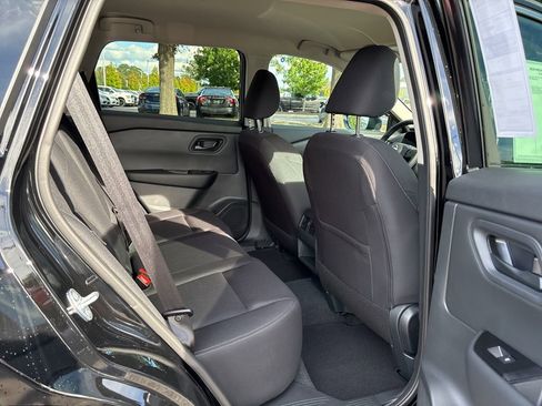 New 2026 Nissan Rogue S image 17
