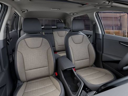 New 2025 Kia Niro SX Touring FWD image 15