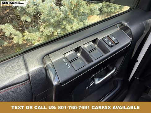 Used 2024 Toyota 4Runner TRD Off-Road AWD/4WD image 22