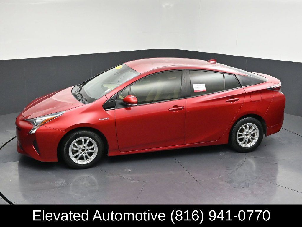 Used 2018 Toyota Prius One FWD image 23