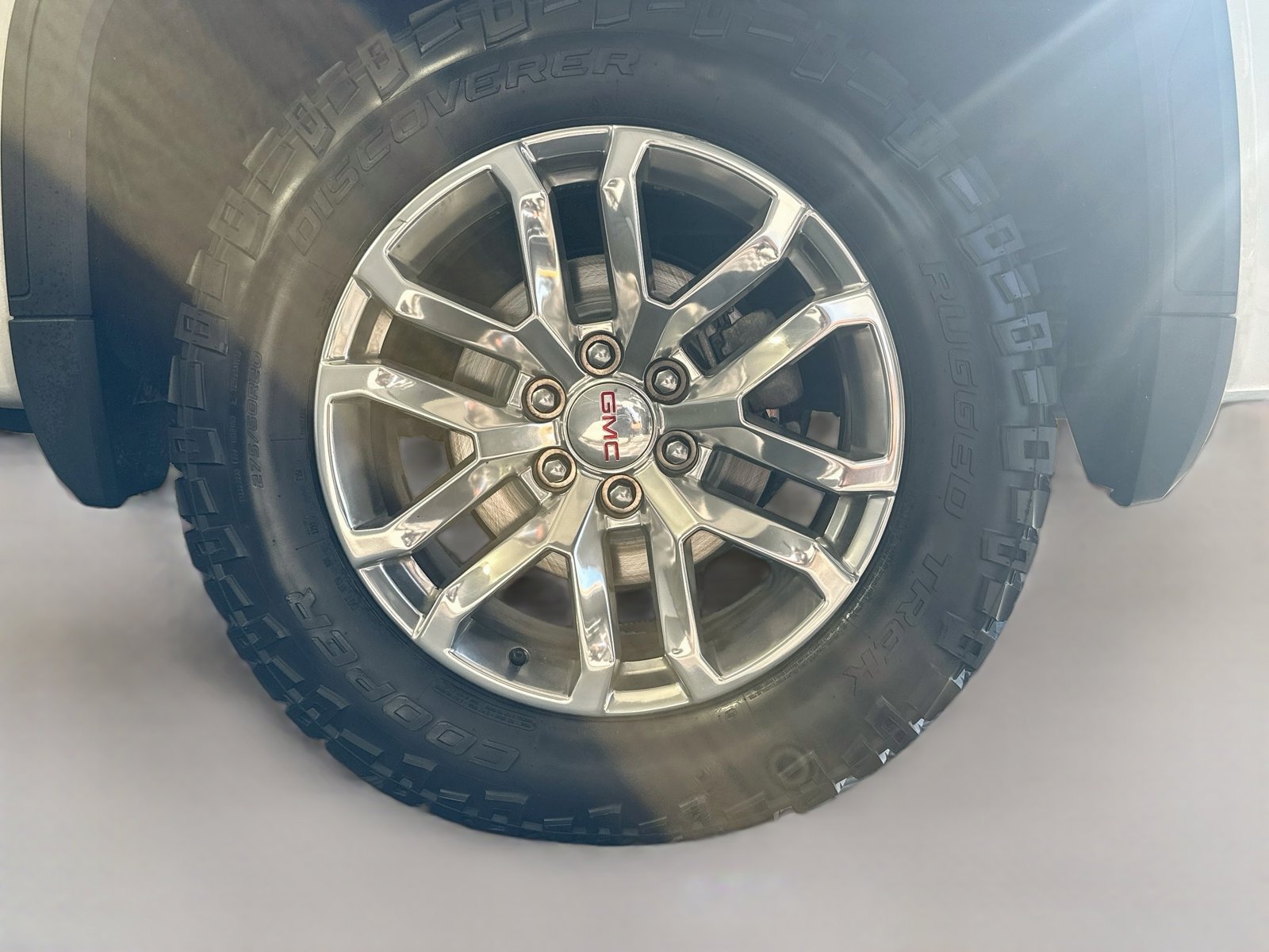 Used 2019 GMC Sierra 1500 SLT w/ SLT Premium Package AWD/4WD image 32