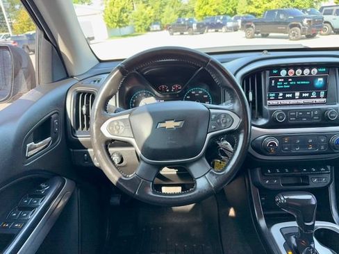Used 2018 Chevrolet Colorado ZR2 w/ ZR2 Midnight Special Edition AWD/4WD image 15