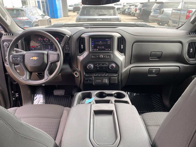 Used 2025 Chevrolet Silverado 2500 Custom w/ Custom Convenience Package AWD/4WD image 18