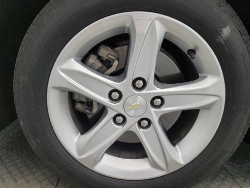 Used 2020 Chevrolet Malibu LS FWD image 31