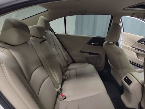Used 2016 Honda Accord EX-L image 26