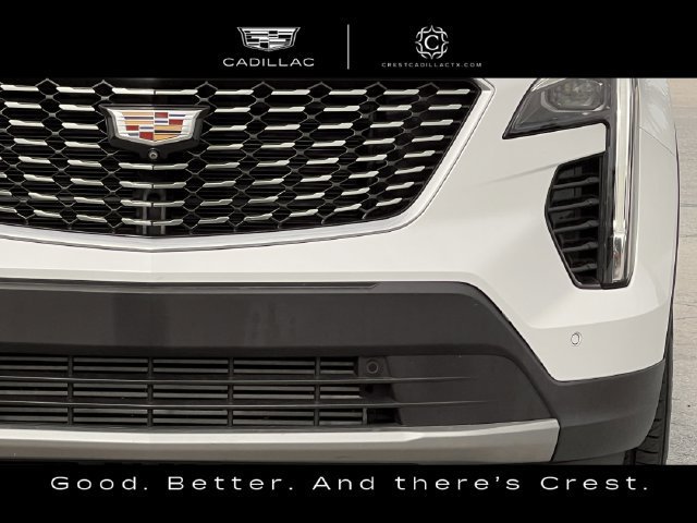Used 2022 Cadillac XT4 Premium Luxury w/ Technology Package FWD image 11