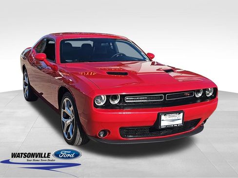 Used 2015 Dodge Challenger R/T Plus image 1