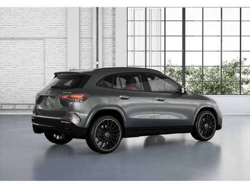 Certified 2024 Mercedes-Benz GLA 35 AMG 4MATIC image 20