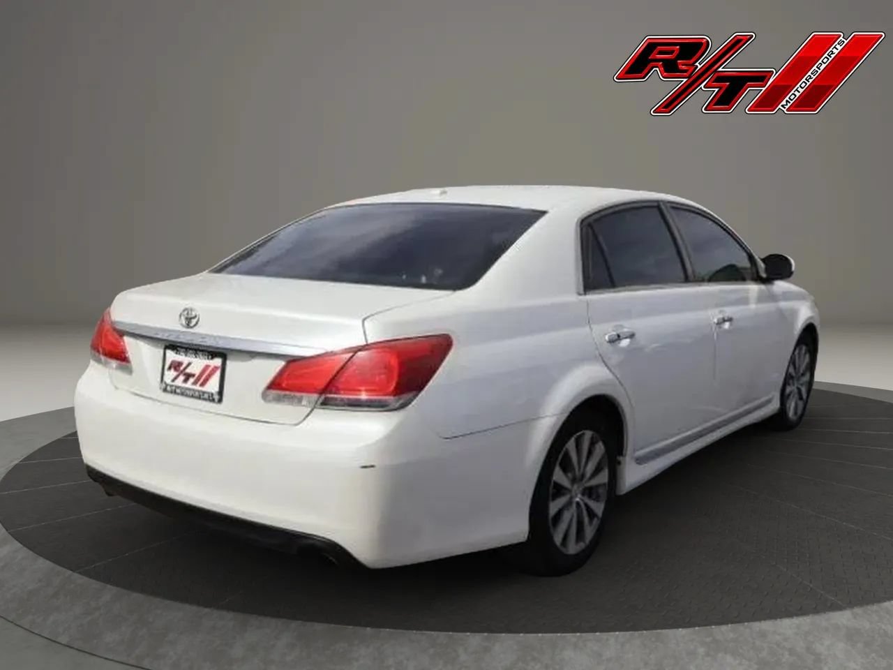 Used 2011 Toyota Avalon Limited FWD image 7