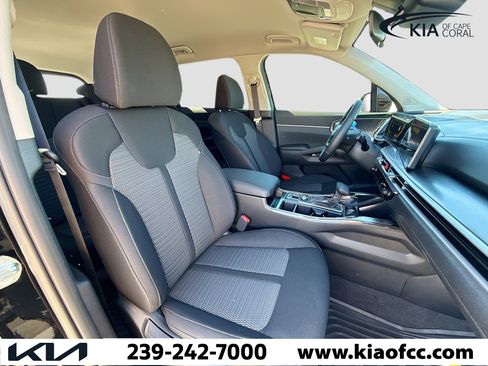 New 2026 Kia Sorento LX image 13