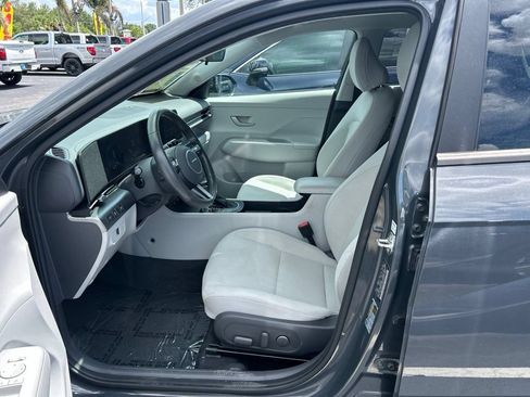 Used 2024 Hyundai Kona SEL AWD/4WD image 15