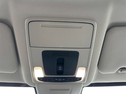 Used 2025 Honda CR-V EX-L image 28