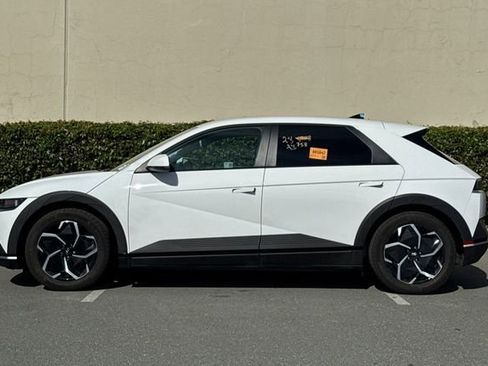 Used 2024 Hyundai Ioniq 5 SE image 7