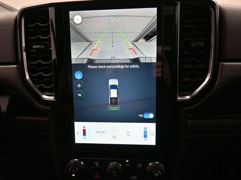 New 2025 Ford Ranger XLT w/ Convenience Package image 4