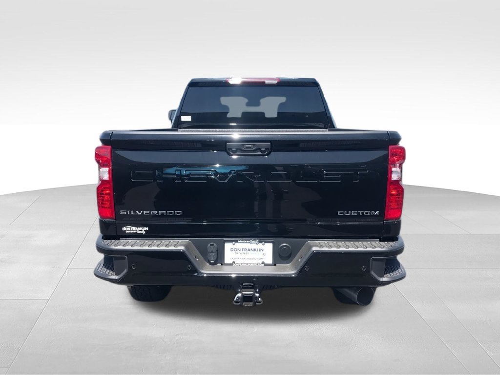 New 2026 Chevrolet Silverado 2500 Custom w/ Custom Value Package AWD/4WD image 7