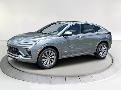 New 2025 Buick Envista Avenir image 1