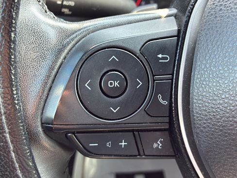 Used 2021 Toyota Corolla SE FWD image 37