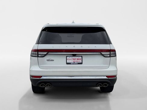 Used 2023 Lincoln Aviator Reserve w/ Equipment Group 201A RWD image 4