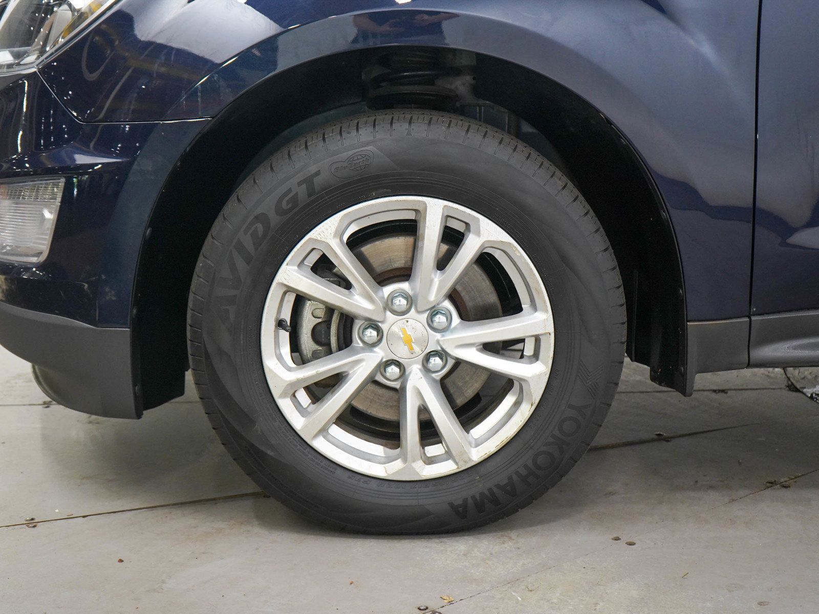 Used 2017 Chevrolet Equinox LT w/ Convenience Package AWD/4WD image 28