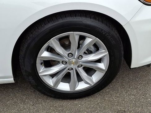 Used 2024 Chevrolet Malibu LT image 11