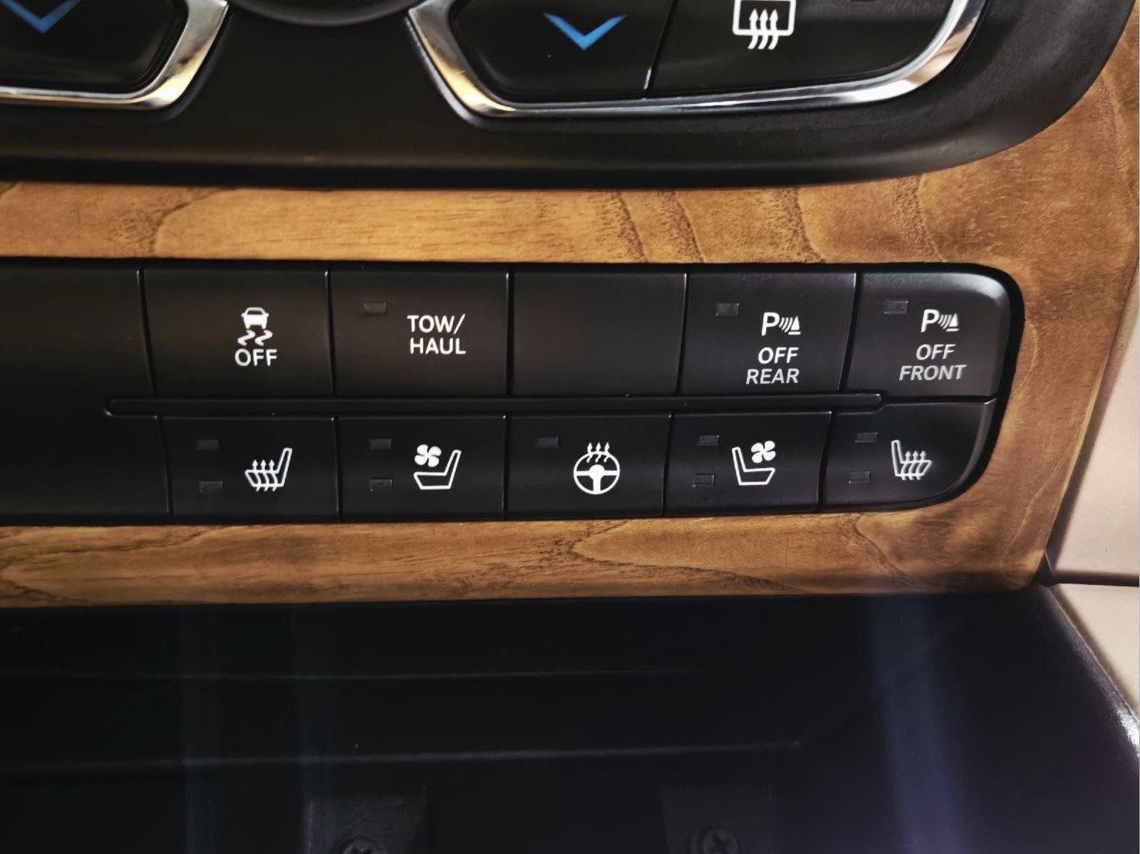Used 2017 RAM 1500 Laramie Longhorn AWD/4WD image 36