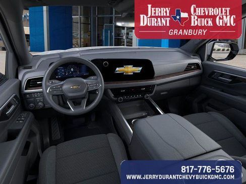 New 2026 Chevrolet Suburban LS image 17