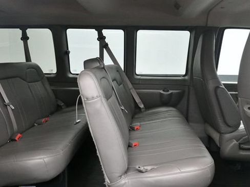 Used 2024 Chevrolet Express 3500 LS RWD image 10