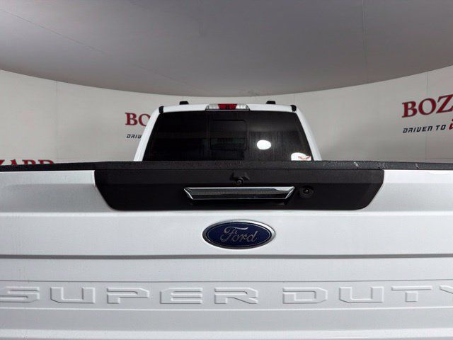 Certified 2022 Ford F250 Lariat w/ FX4 Off-Road Package AWD/4WD image 16