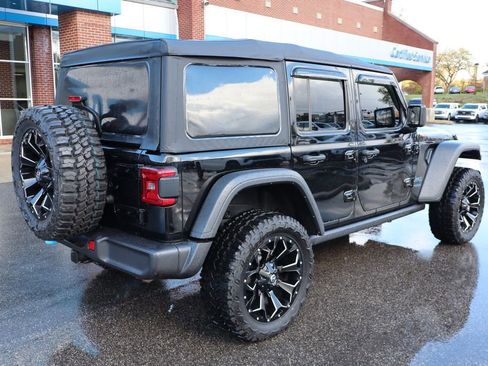 Used 2022 Jeep Wrangler Unlimited Rubicon 4xe w/ Cold Weather Group image 39