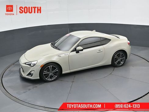 Used 2016 Scion FR-S image 36