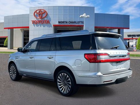 Used 2019 Lincoln Navigator L Reserve AWD/4WD image 4