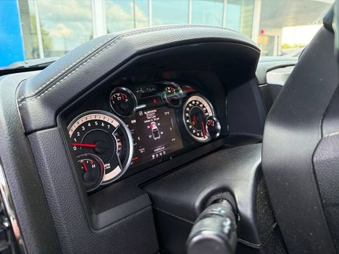 Used 2017 RAM 1500 Sport w/ Convenience Group AWD/4WD image 5