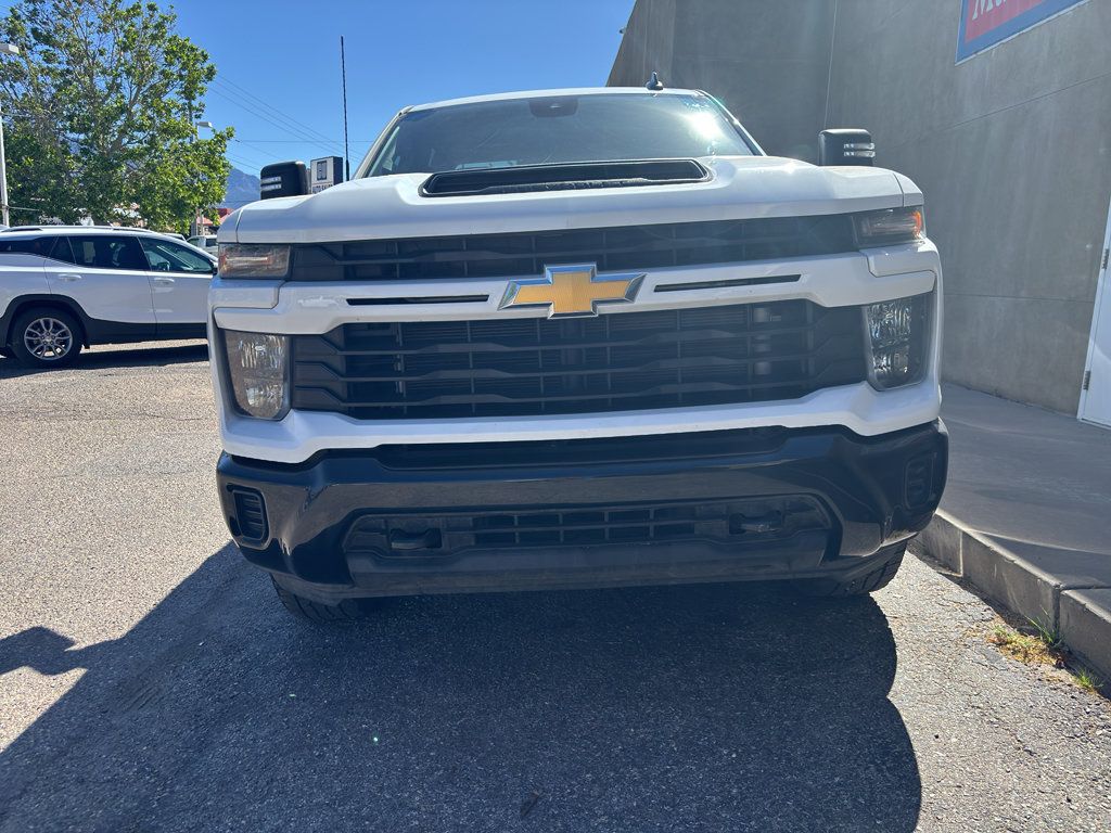 Used 2024 Chevrolet Silverado 2500 Custom w/ Custom Value Package AWD/4WD image 6