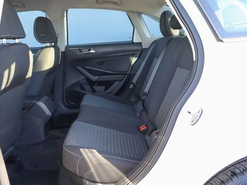 Used 2022 Volkswagen Jetta S FWD image 8