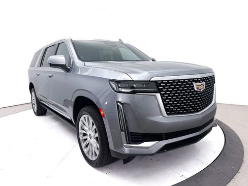 Used 2023 Cadillac Escalade ESV Premium Luxury w/ Performance Package AWD/4WD image 14