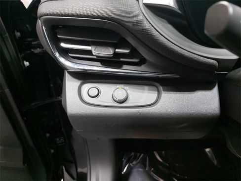 Used 2024 Buick Envista Preferred w/ Convenience I Package image 59