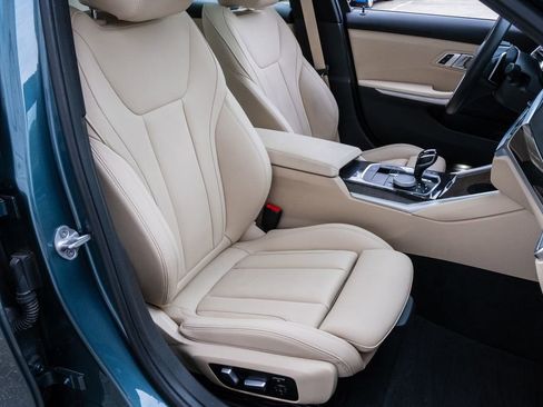 Used 2021 BMW 330i xDrive Sedan w/ Convenience Package image 27