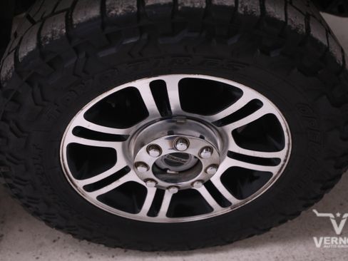 Used 2014 Ford F250 Platinum w/ FX4 Off-Road Package image 35