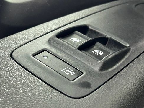 Used 2025 RAM ProMaster 2500 FWD image 27