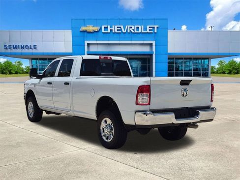 Used 2024 RAM 2500 Tradesman w/ Chrome Appearance Group AWD/4WD image 3