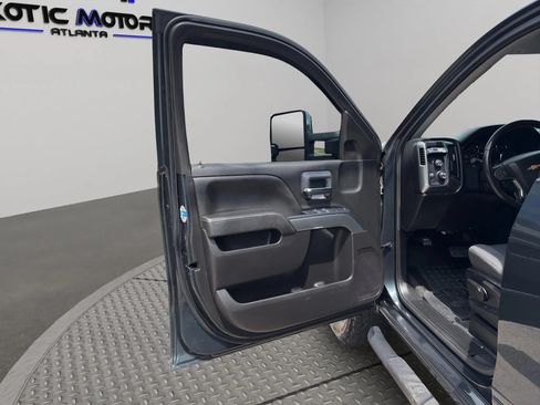 Used 2019 Chevrolet Silverado 1500 LT AWD/4WD image 21