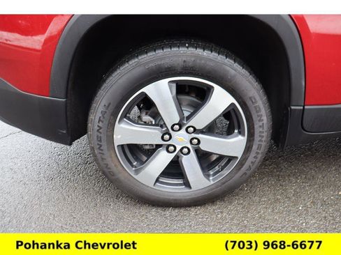 Certified 2023 Chevrolet Traverse LT w/ LT Premium Package image 27