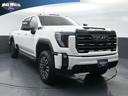 Used 2024 GMC Sierra 2500 AT4 w/ Technology Package image 1