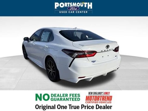 Used 2024 Toyota Camry SE w/ Cold Weather Package image 22