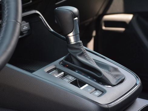 Used 2023 Honda CR-V EX-L image 11