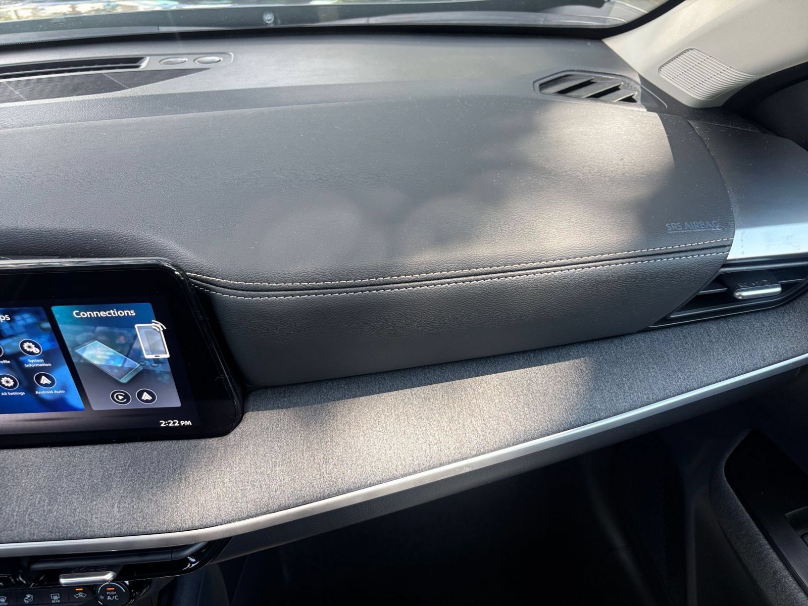 Used 2026 Nissan Kicks SV w/ Cold Weather Package FWD image 33
