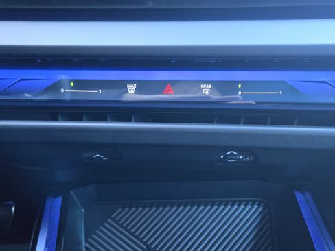 Used 2025 BMW X3 xDrive30i image 14